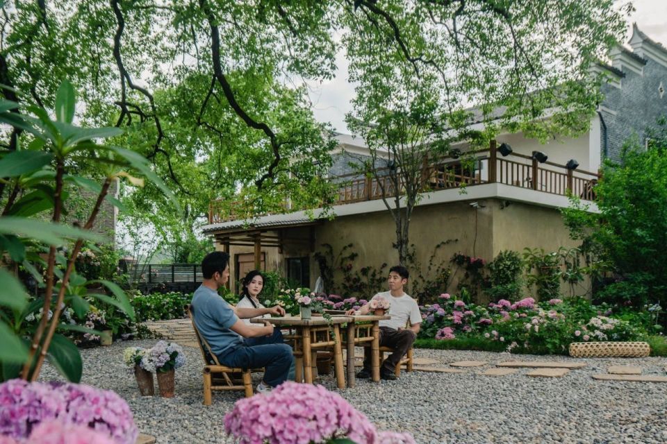 AA