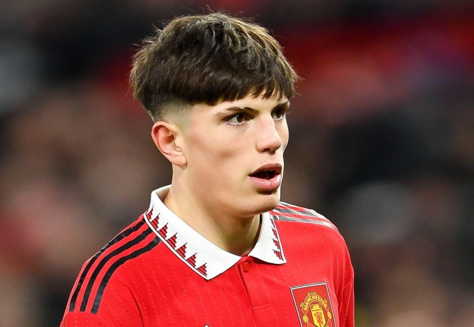 那只是人生, 周薪也从, 年他效力于